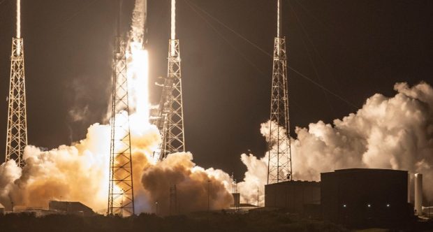 Satélites da SpaceX preocupam astrônomos