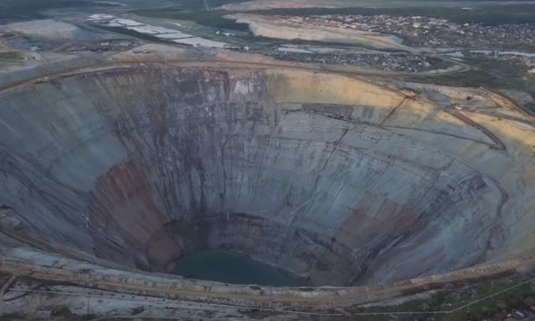 Imagens incríveis de drones mostrando cenas chocantes em todo o mundo