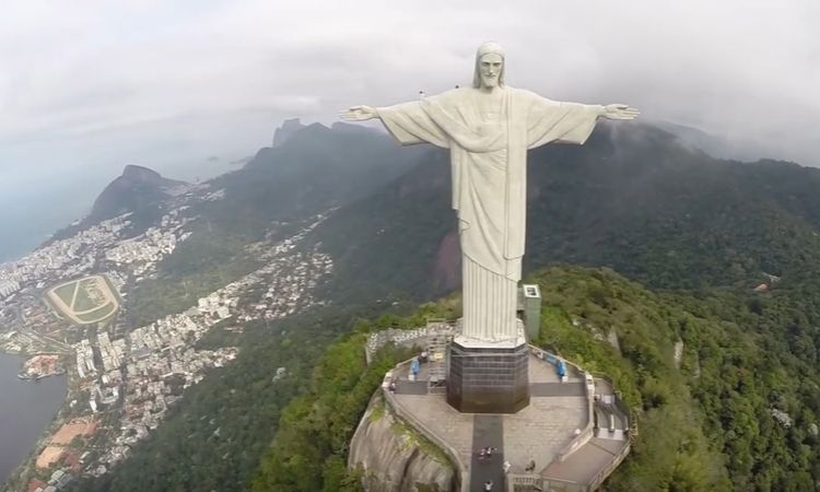 Imagens incríveis de drones mostrando cenas chocantes em todo o mundo