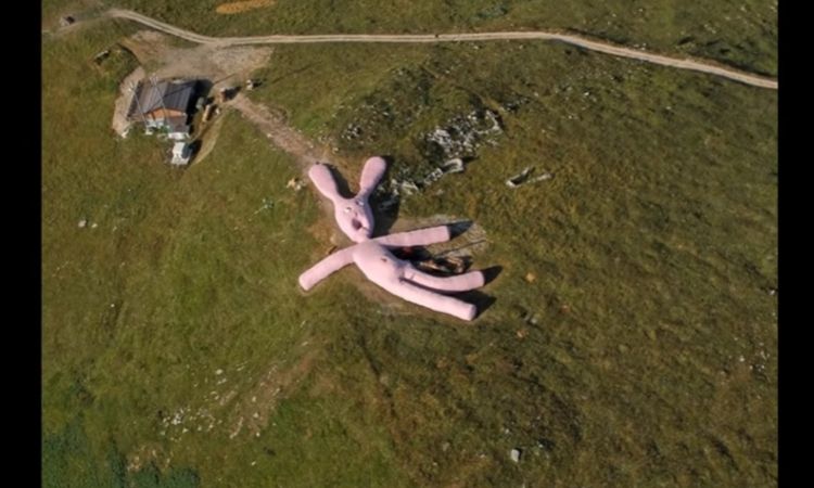 Imagens incríveis de drones mostrando cenas chocantes em todo o mundo
