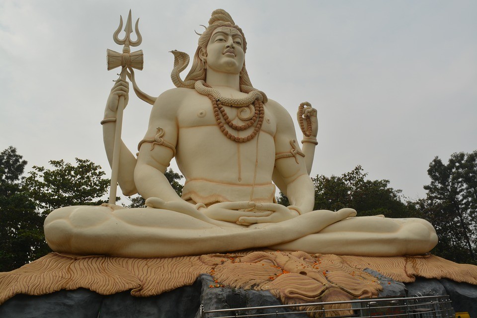 Tudo o que você precisa saber sobre o Shiva, o Grande Deus Hindu